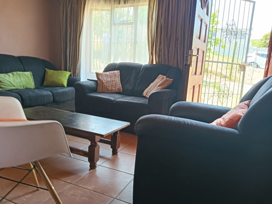 2 Bedroom Property for Sale in Mdantsane Nu 14 Eastern Cape